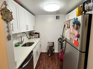 159-10 71st Ave #H, Fresh Meadows, NY 11365
