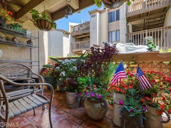 16551 Grunion #14, Huntington Beach, CA 92649