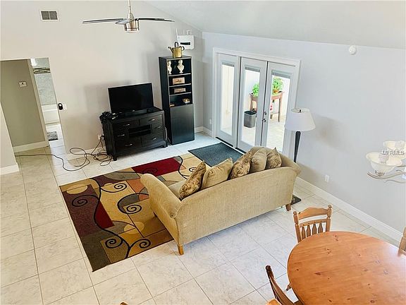 2nd image of 7661 Holly Oak Ct