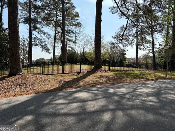 3024 Emerald Dr, Jonesboro, GA 30236