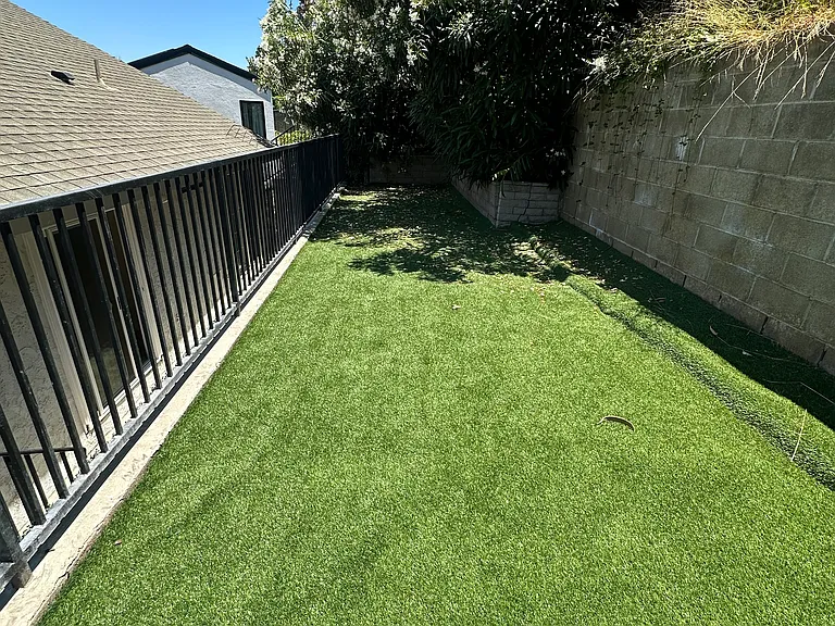 25152 Manzanita Dr — Photo 15