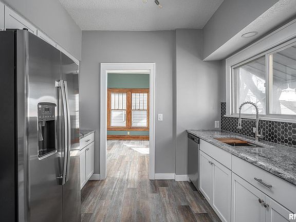 4th image of 436 21st St