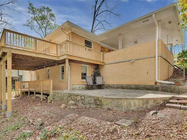 2774 Overlook Dr NE — Photo 30