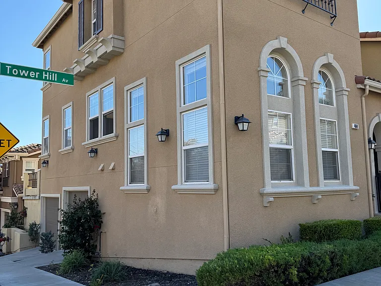 Tower Hill Ave — Photo 16