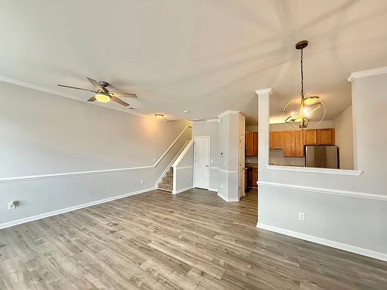 351 Gilman Ln #103 — Photo 3