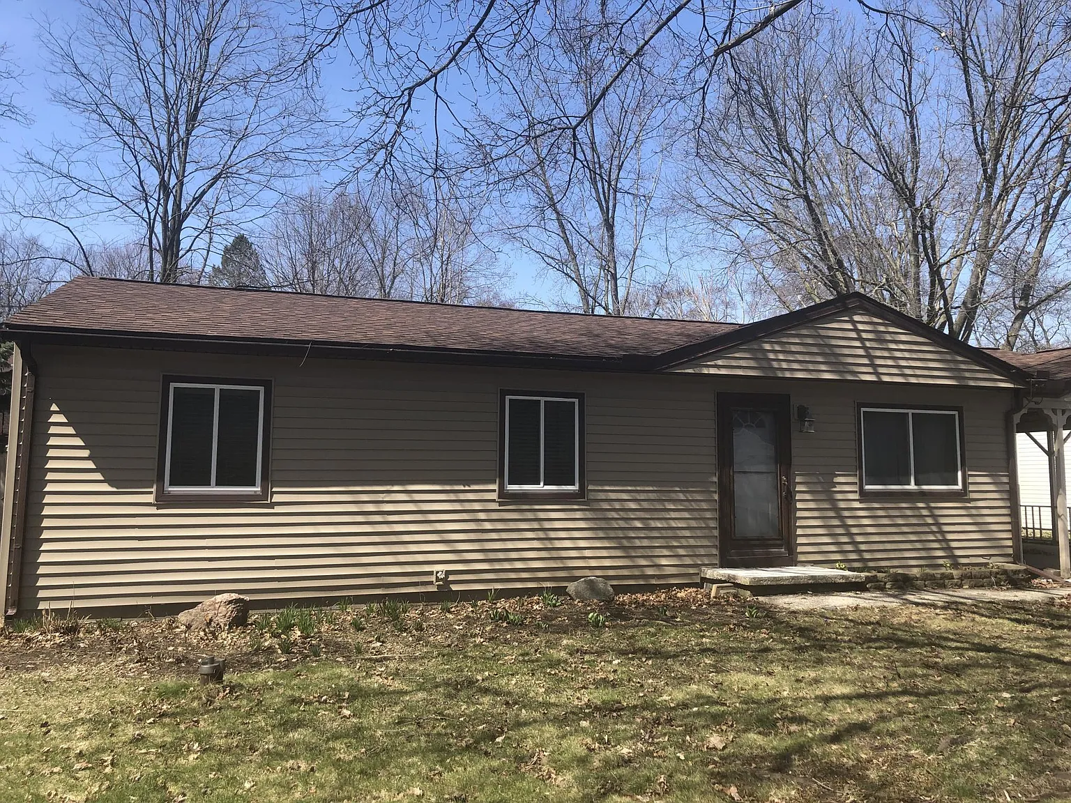 11572 Mapledale Rd photo 1