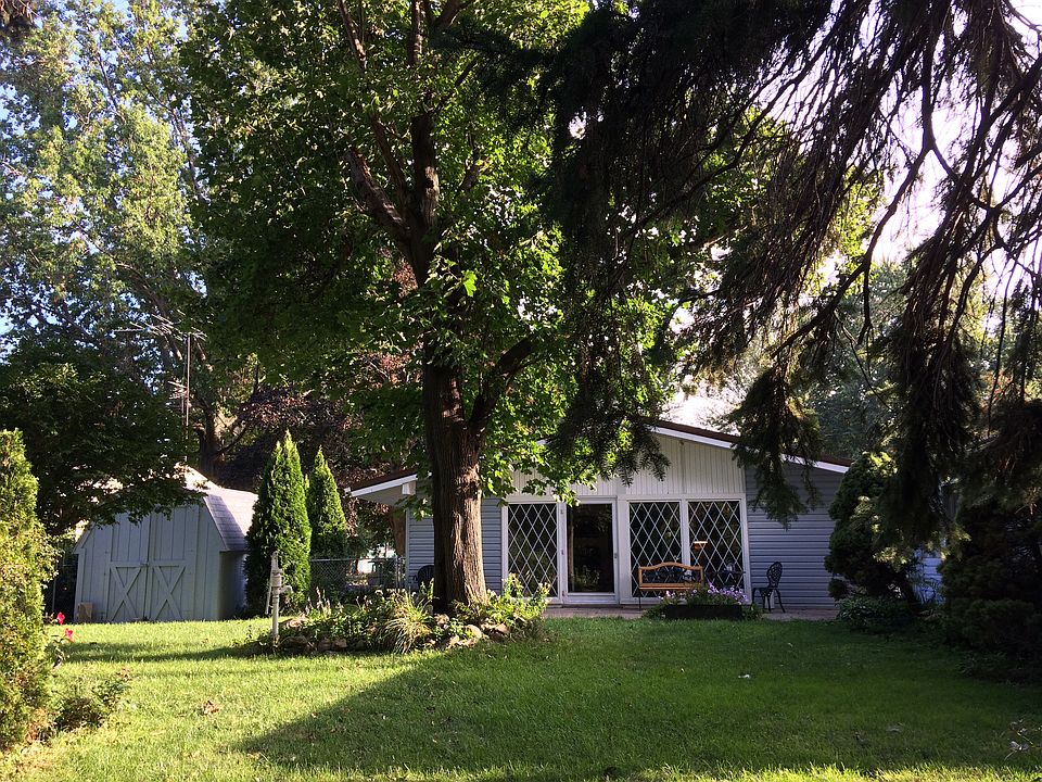 1st image of 313 Forest Hills Dr