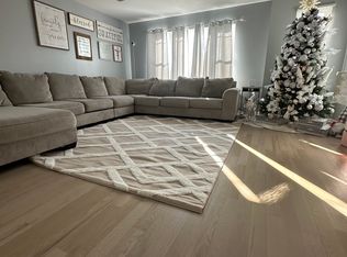 329 Pine St #3, Elizabethport, NJ 07206