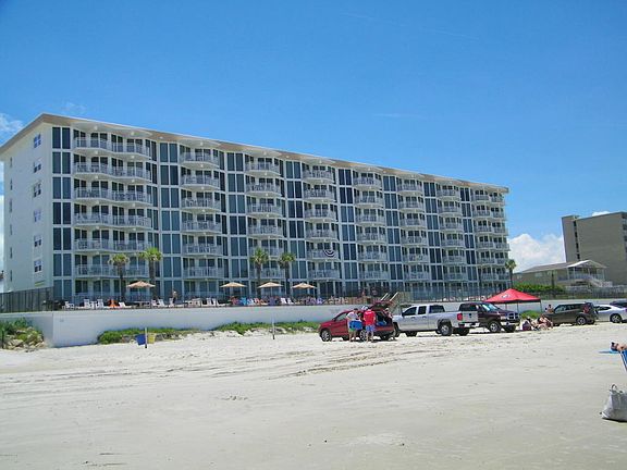 3rd image of 3555 S Atlantic Ave #2020