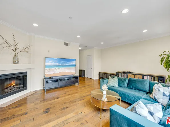 3401 S Bentley Ave APT 301, Los Angeles, CA 90034