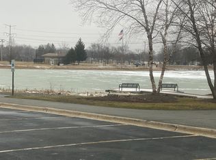 709 Halstead Ave, Romeoville, IL 60446