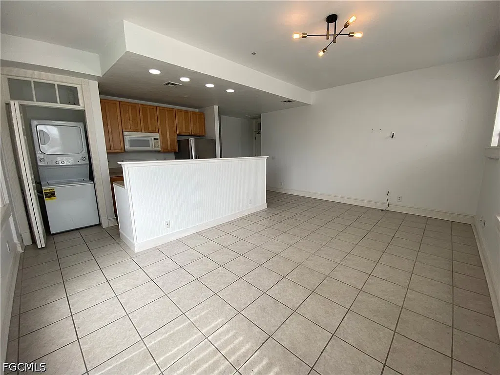 2 bed, 1.0 bath, 800 sqft, $1,375 — Photo 4