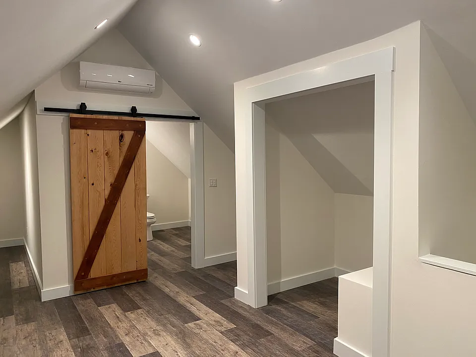 3rd floor bedroom