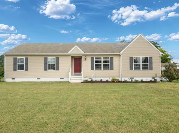 106 Williams St, Smithfield, VA 23430