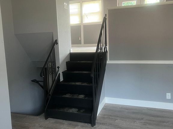 4th image of 1723 Fairfax Dr