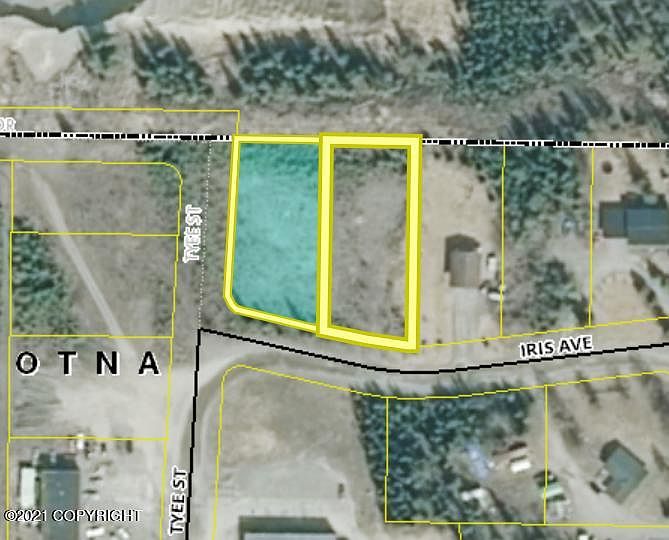 1st image of 220 Iris Ave