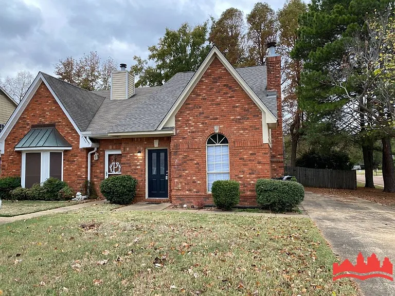 2159 Shady Grove Cv — Photo 1