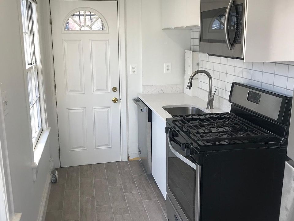 Newly Renovated Kitchen