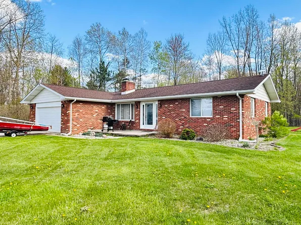735 Brown Rd, Standish, MI 48658