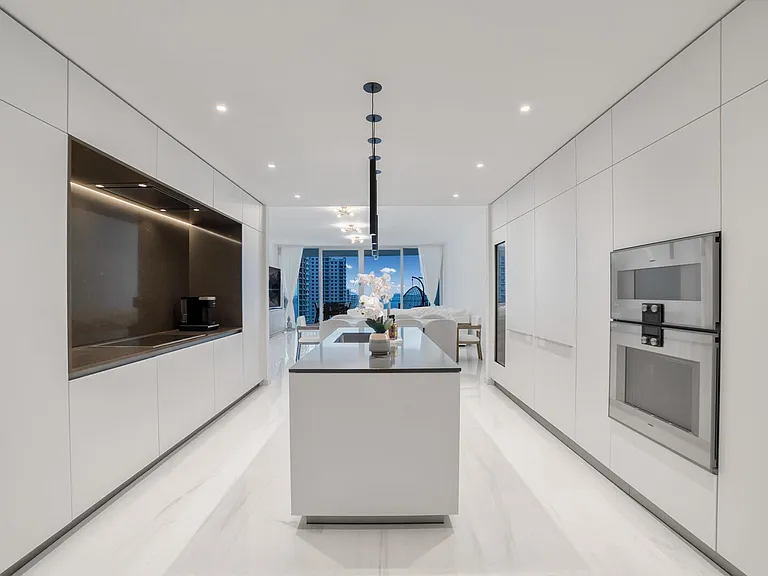 300 Biscayne Boulevard Way #1804 — Photo 12