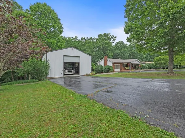 340 Prentice St, Crossville, TN 38555