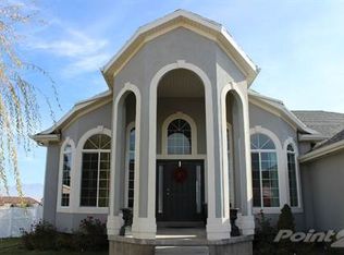 1061 Legrand Dr, Grantsville, UT 84029
