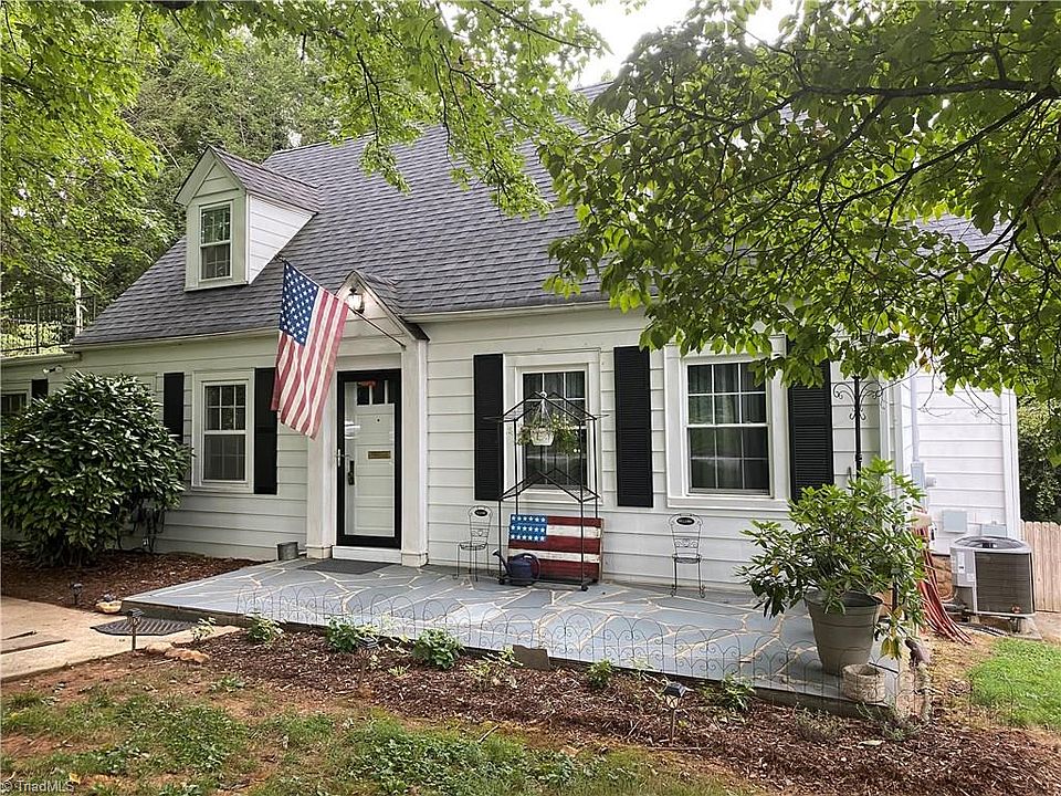 1st image of 212 Finley Ave