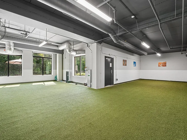 Waterford Bay Indoor Dog Run
