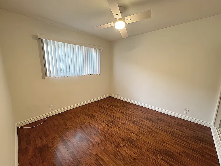 2024 S Garth Ave #6 — Photo 15