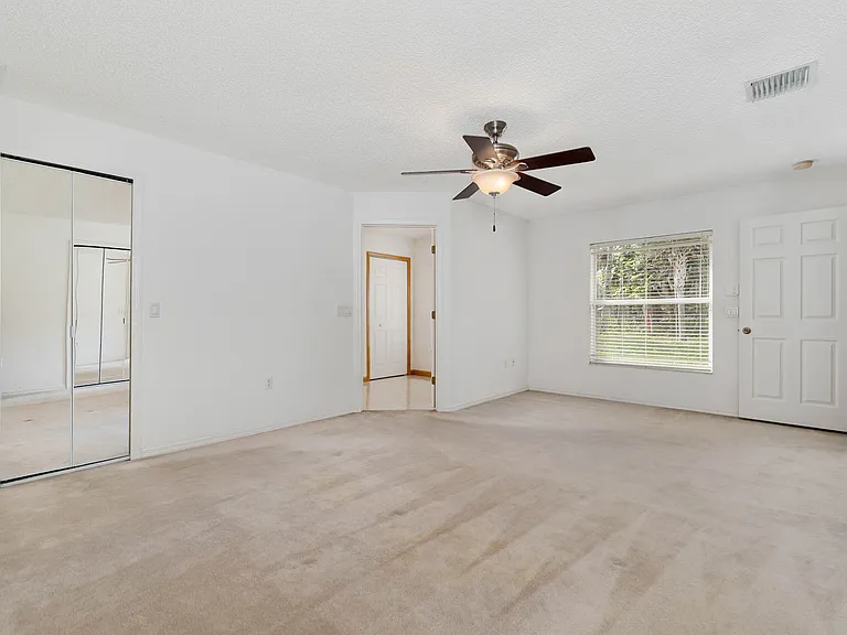 787 Seymour Rd NE — Photo 9