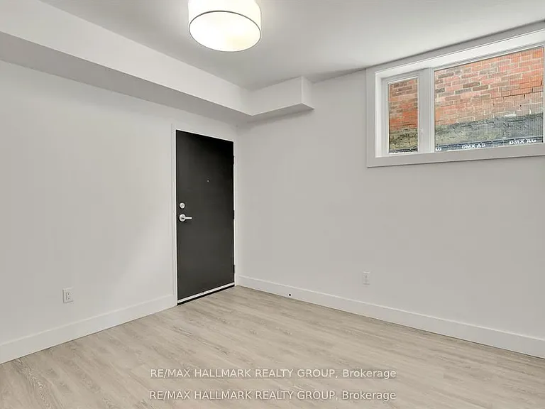 368 Chapel St #7 — Photo 20