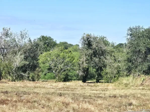 TBD W Randall, Beeville 78102