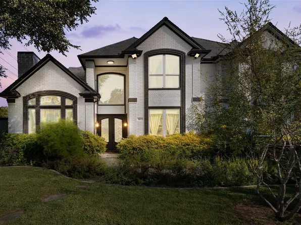 3015 Forestwood Dr, Arlington, TX 76006