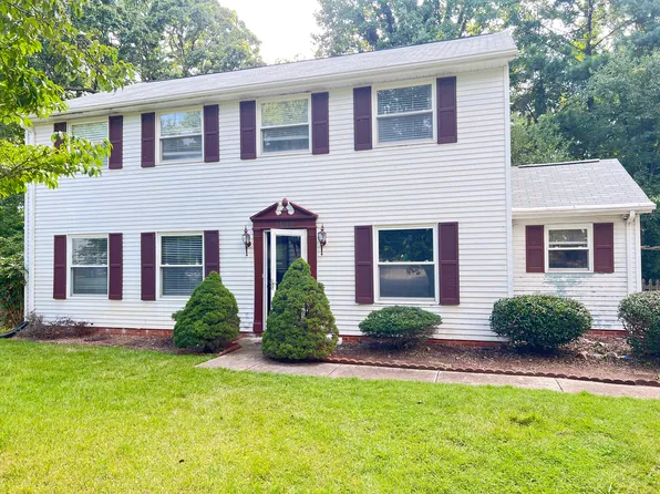 1600 Van Dyke Dr, Charlotte, NC 28213