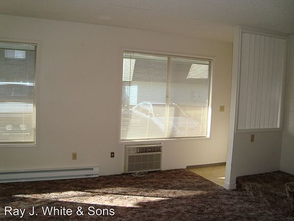 4th image of 610 Bryden Dr APT D