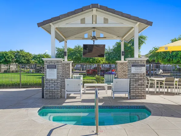 Sienna at South Mountain