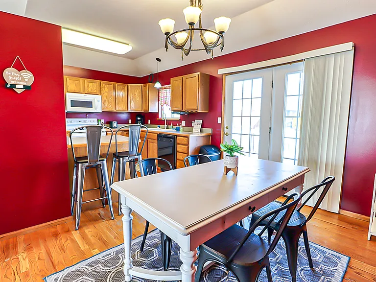1524 Hilltop Rd — Photo 10