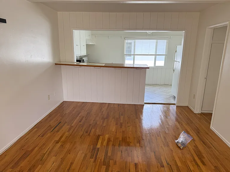 5632 Kester Ave #6 — Photo 8