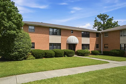 1545 King Ave #D Photo 1