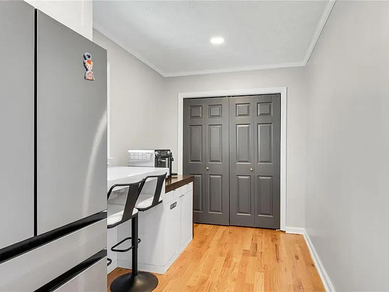 3941 Forest Dr — Photo 15