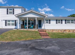 118 Page Town Rd, Saltville, VA 24370