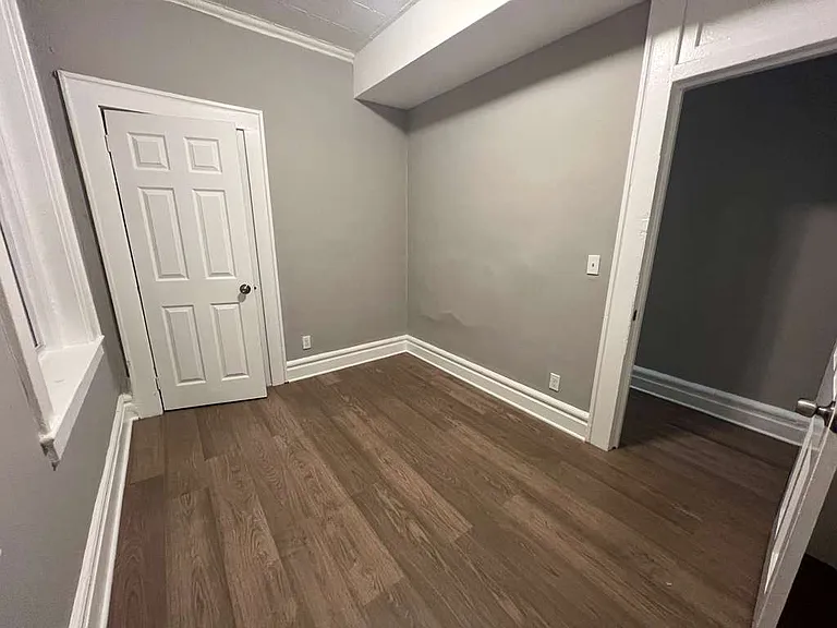 1347 Springfield Ave #1 — Photo 4
