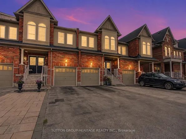 15 Clarinet Ln, Whitchurch Stouffville, ON L4A 4N8