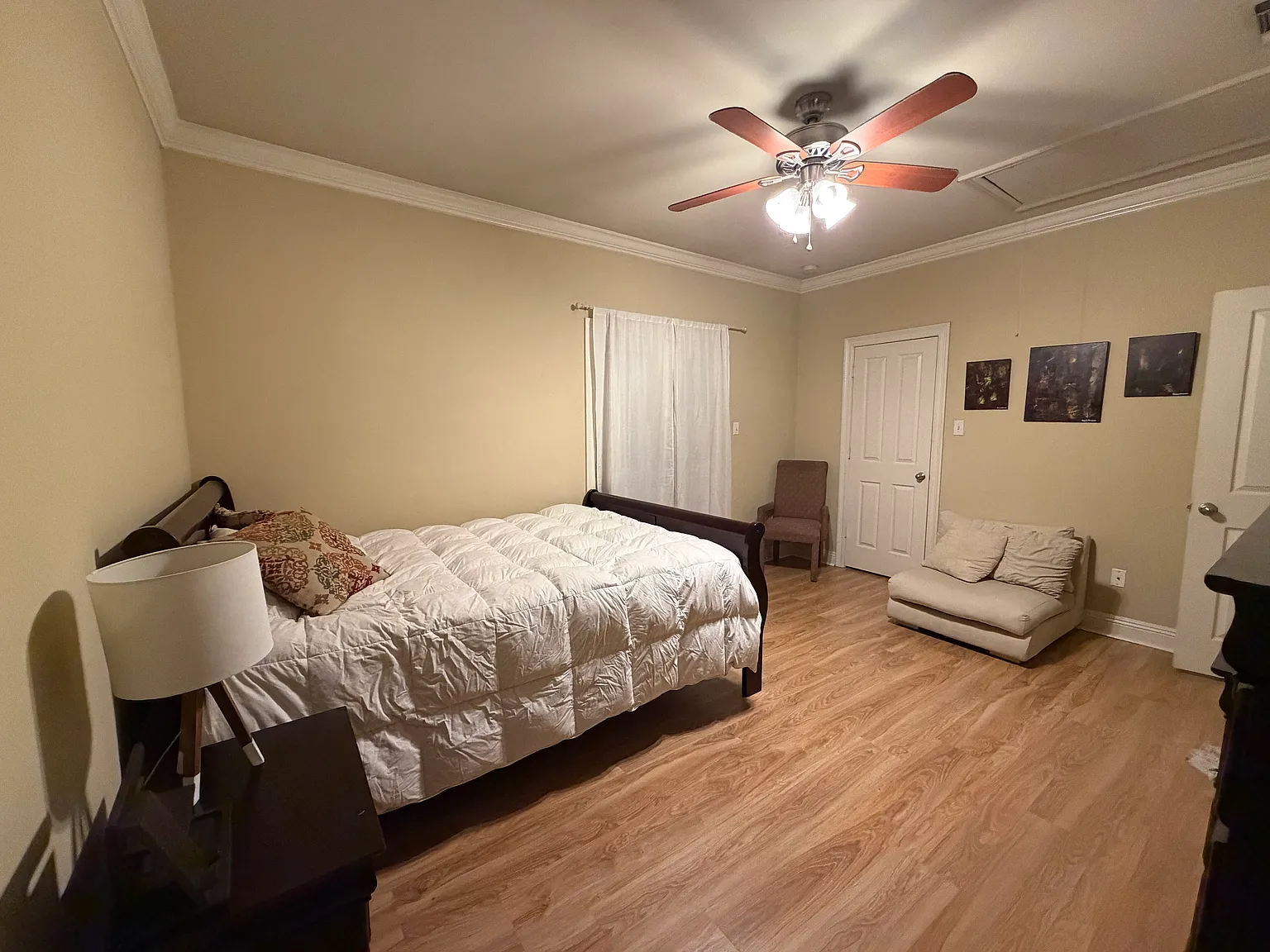 3 bed, 1555 sqft, $1,700 — Photo 4