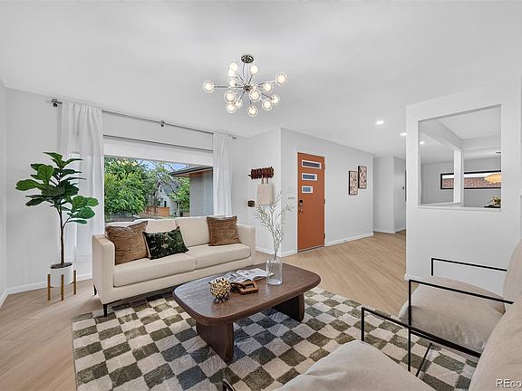 3rd image of 4161 Hooker Street