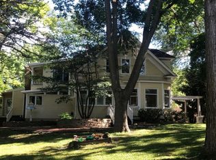 745 Pleasant View Rd, Chanhassen, MN 55317