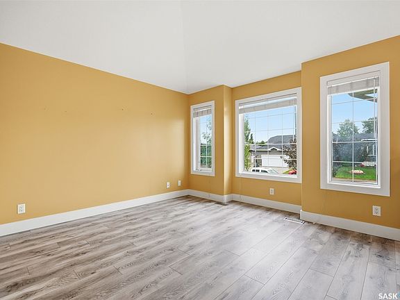 4th image of 512 Ens Lane