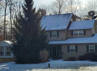 Mundy Ln, Effort, PA 18330