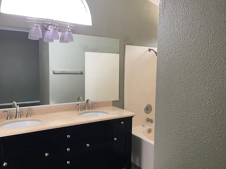 16522 Nectarine Way — Photo 5