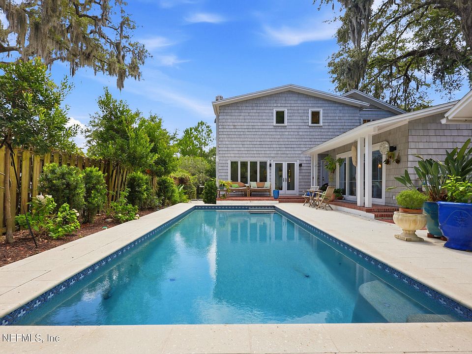 1st image of 2769 WHITE OAK Lane